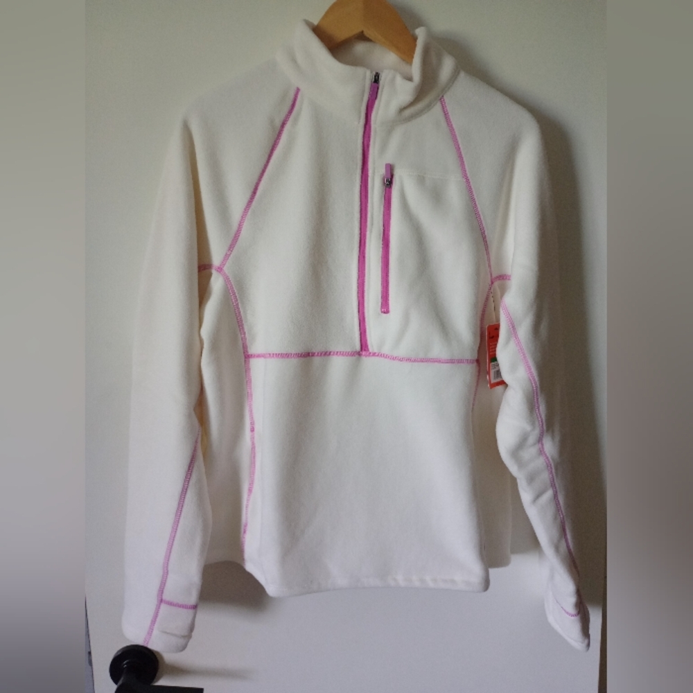 Bass Fleece Pullover with Hot Pink Stitching Size Large NWT